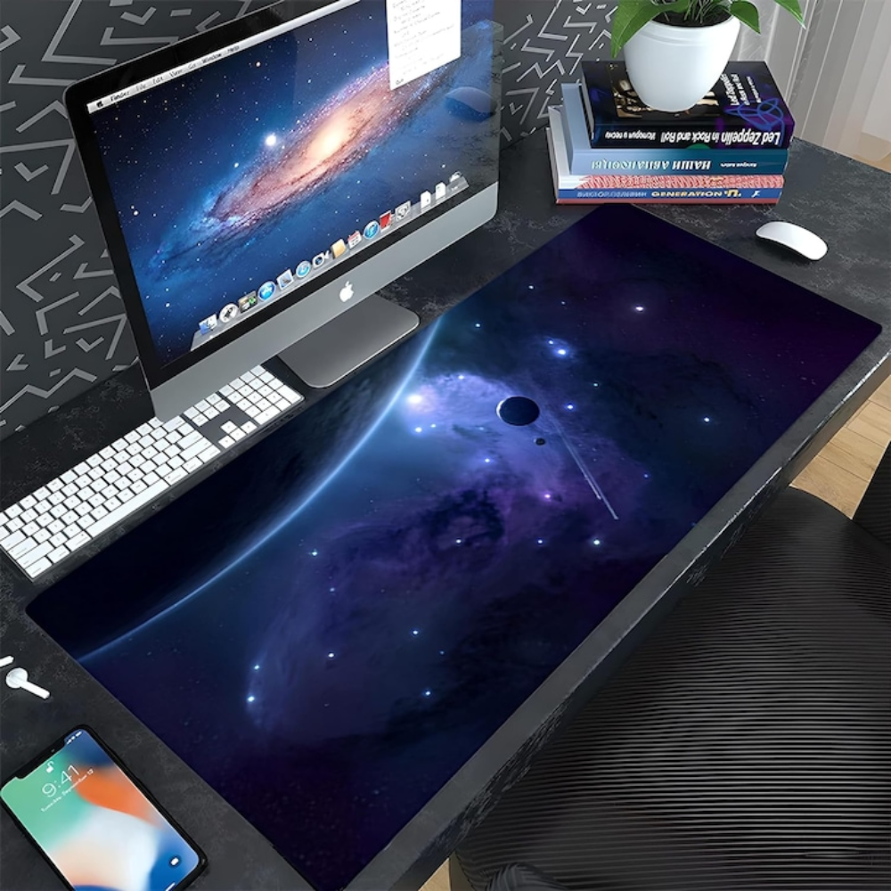 Mousepad Mare Cauciucat, Pentru Gaming, Birou, Office, Antiderapant, Cusaturi Anti-Rupere, Waterproof, model Cosmos, 90 x 40cm, Albastru/Negru