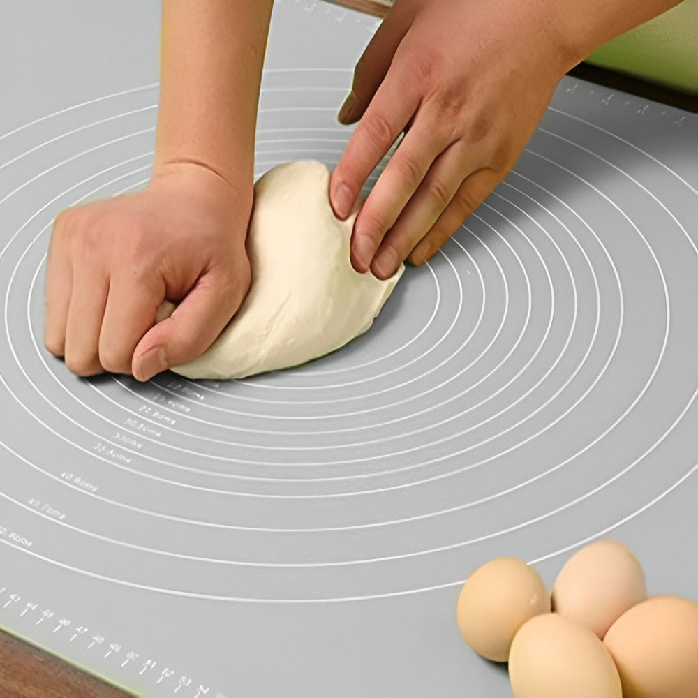 Plansa din Silicon Alimentar, pentru Modelare Aluat, Rezistenta la Temperaturi Ridicate si Rupere, Anti-alunecare, cu Masuratori de Lungime si Diametru, Usor de Curat, Flexibila, 64 x 45 cm, Gri